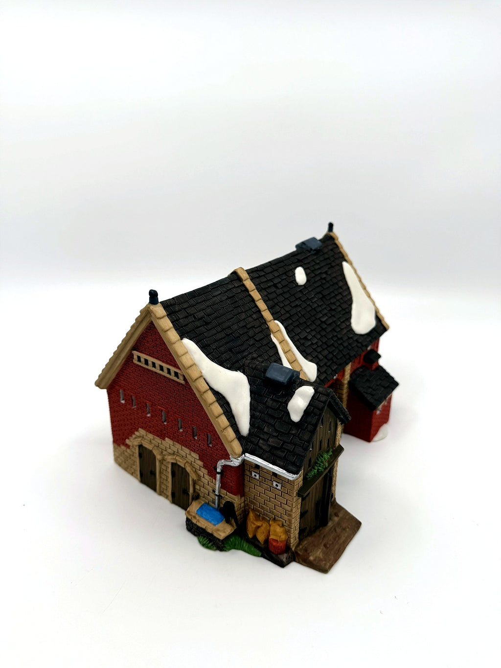 Department 56 Dickens' Village Butter Tub Barn #58338 – front high angle