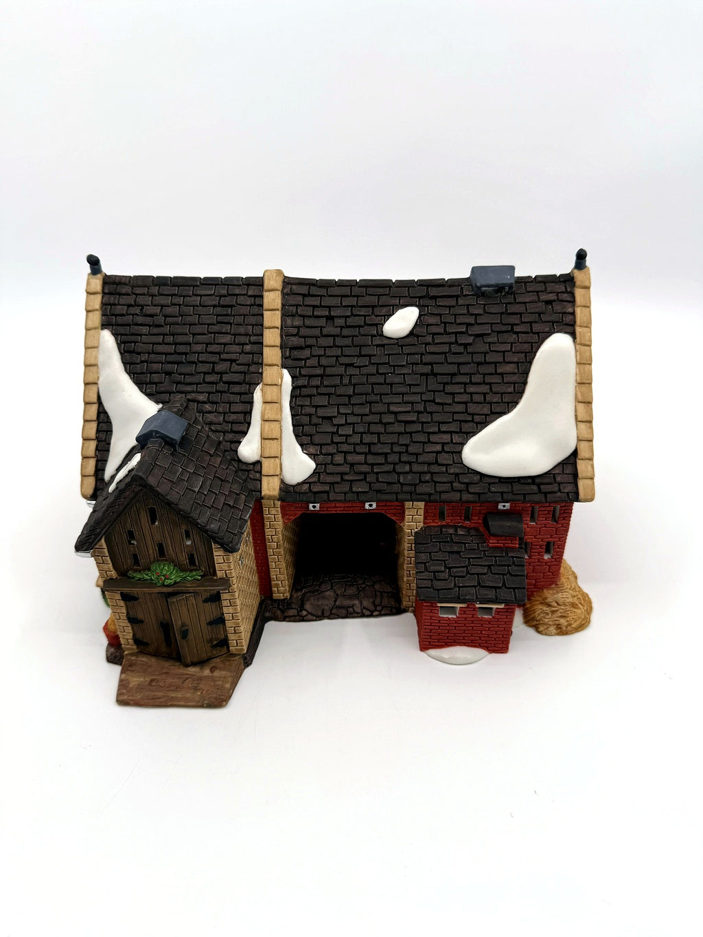 Department 56 Dickens' Village Butter Tub Barn #58338 – front lower angle