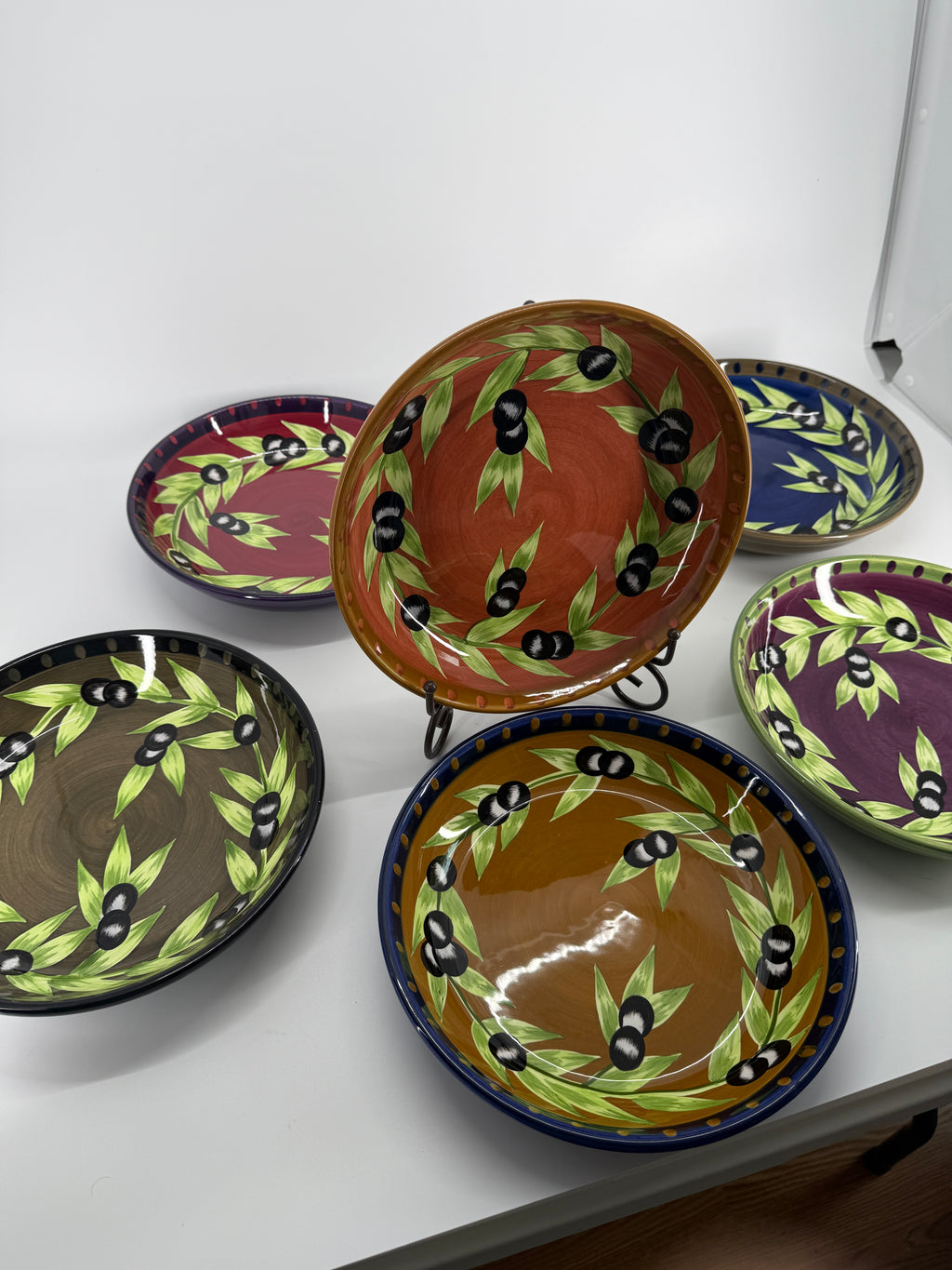 Vintage Gates Ware by Laurie Gates Multicolor 7-Piece Serving Bowl Set – 15" Center Bowl