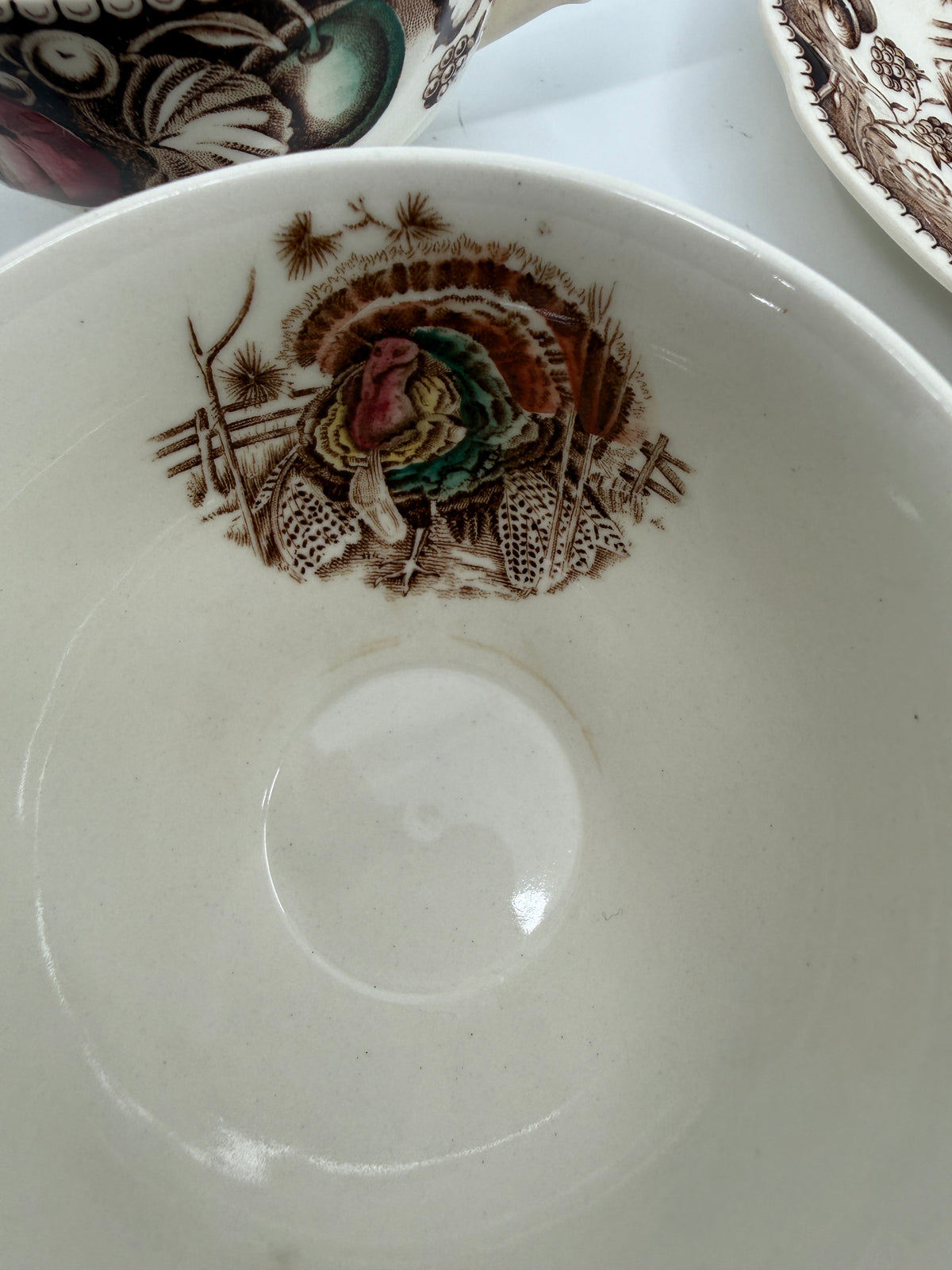 Vintage Johnson Brothers His Majesty Turkey Cups & Saucers – 14-Piece Set