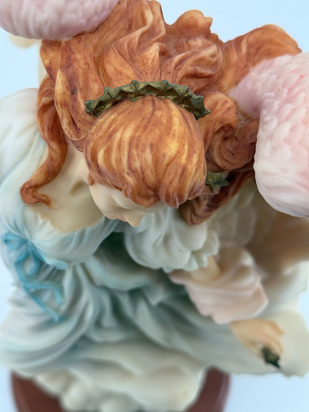 1997 Seraphim Classics Ariel "Heaven's Shining Star" Figurine Music Box