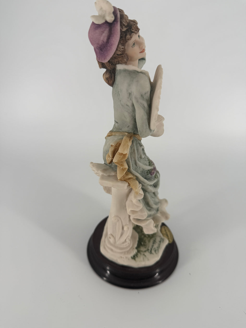 Giuseppe Armani “Roses of May” Figurine 1405C – 10.5" – 1999