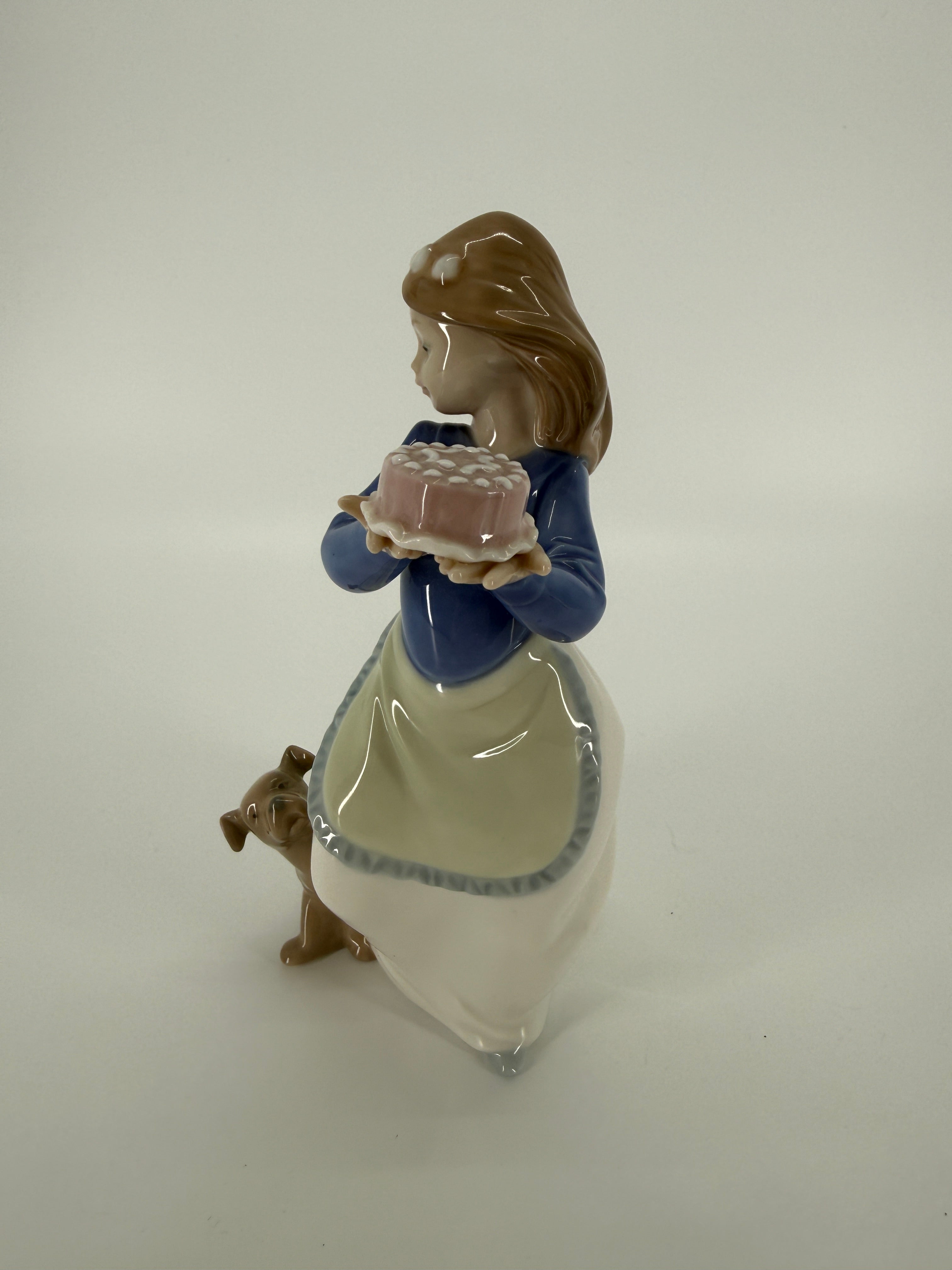 NAO by Lladró “Puppy’s Birthday” #1045 Porcelain Figurine – 7.5"