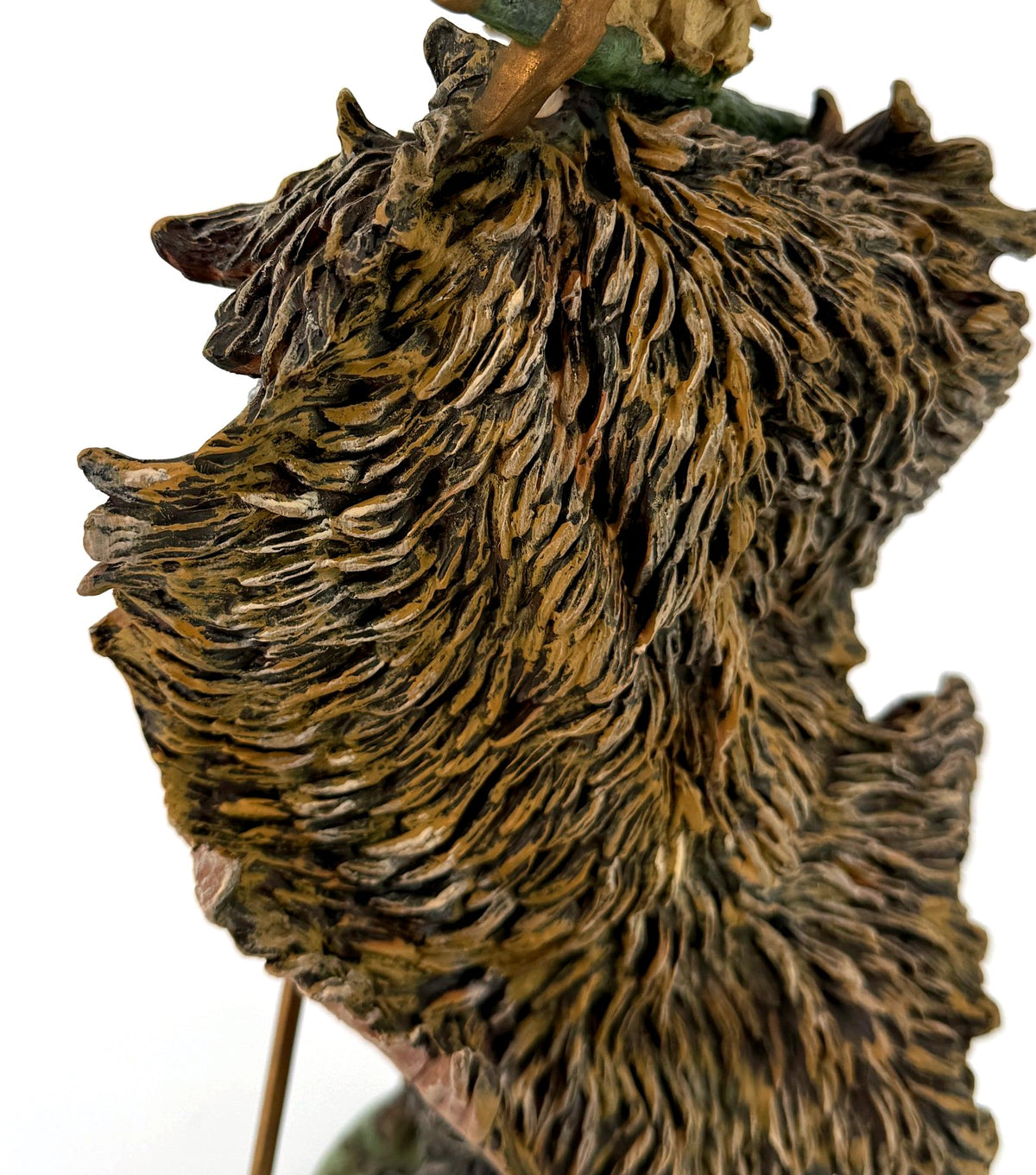 Detail: sculpted fur cloak texture (detail from seller photo)