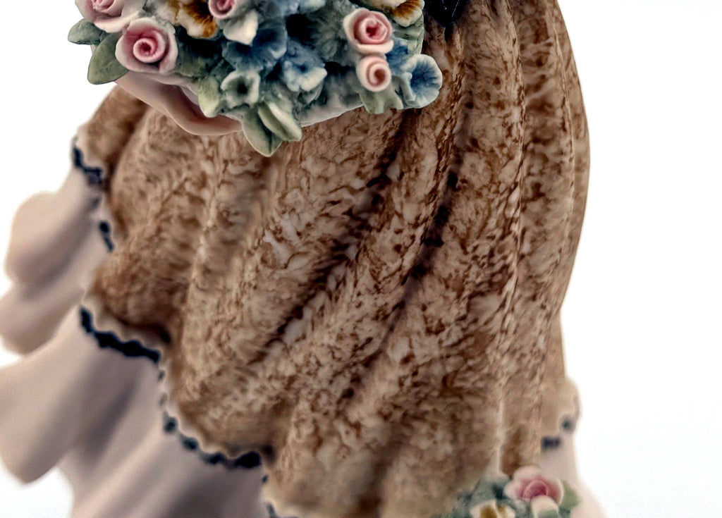 Giuseppe Armani Roses of May figurine 1405C — detail crop of the textured lace gown