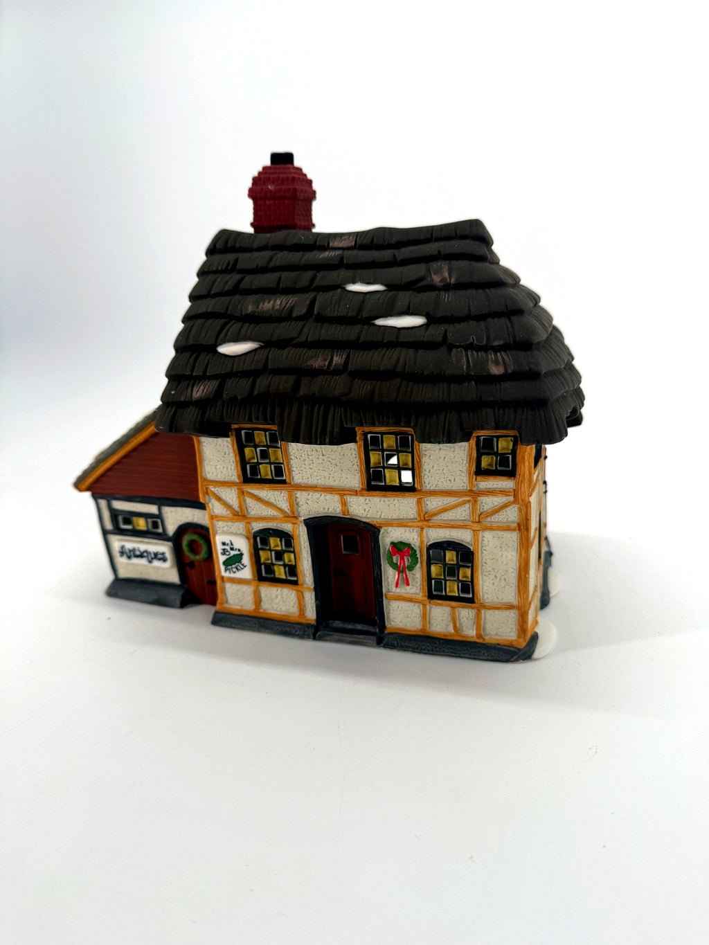 Mr. & Mrs. Pickle Cottage - front view with Antiques shop annex