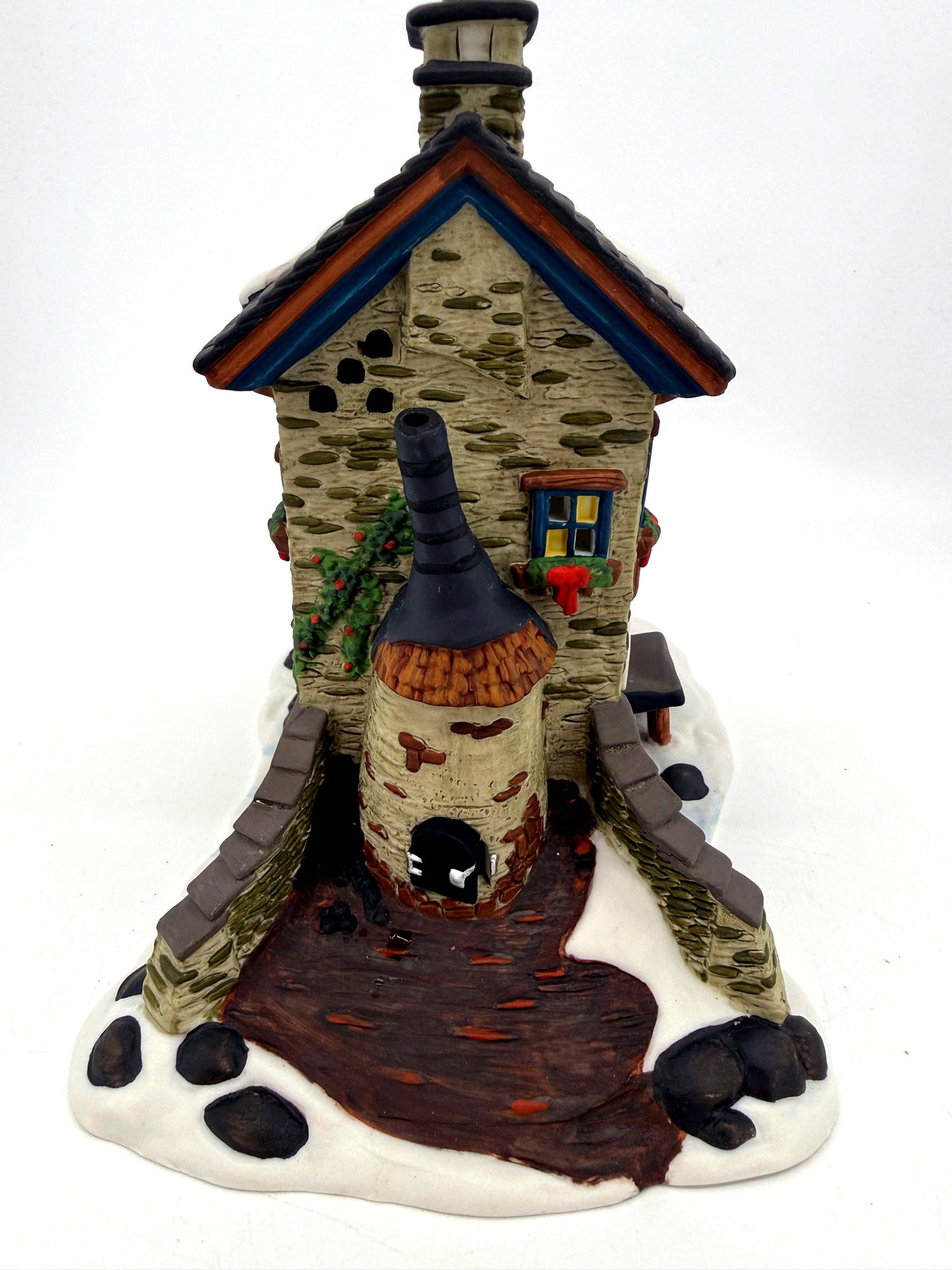 The Maltings kiln side with the bottle kiln, chimney and coal pile