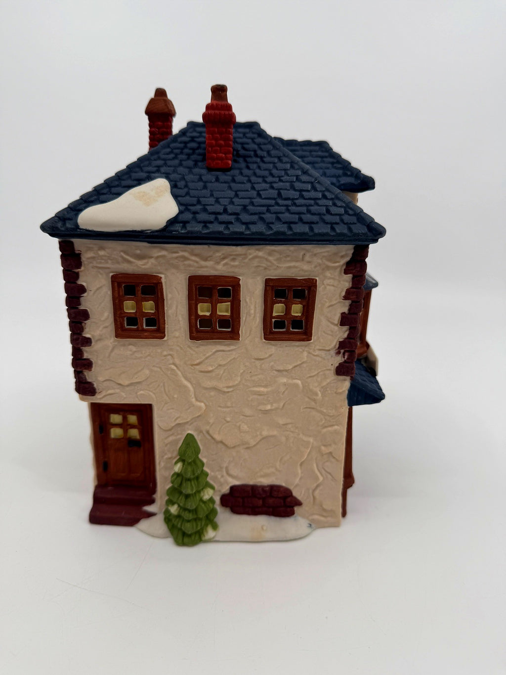 Department 56 Dickens' Village Walpole Tailors #5926-9 — side and back view with three windows and a small tree