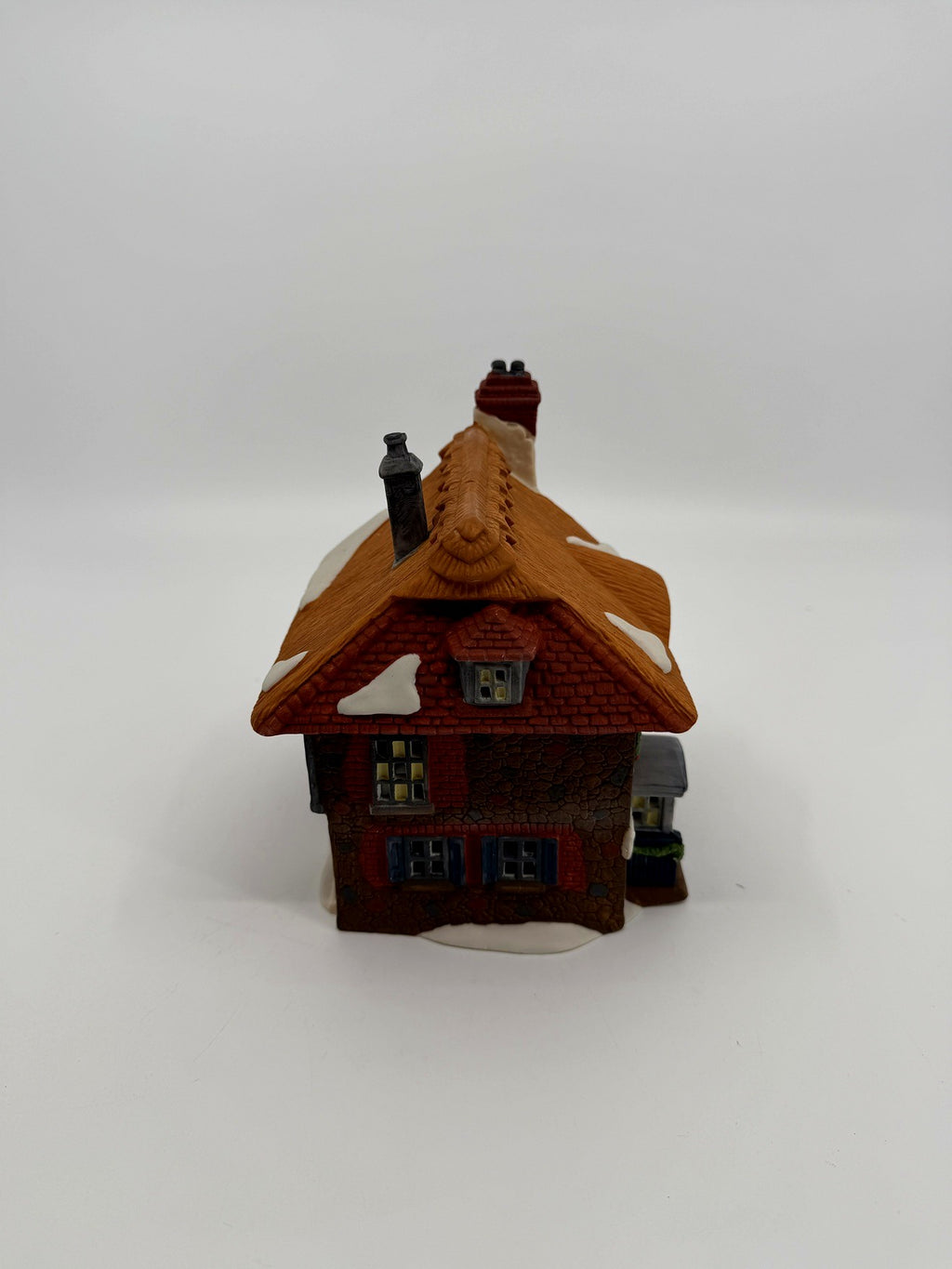 Department 56 Dickens' Village Betsy Trotwood's Cottage #5550-6, David Copperfield — back view from the chimney side