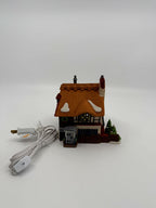 Department 56 Dickens' Village Betsy Trotwood's Cottage #5550-6, David Copperfield — front view with the new replacement light cord
