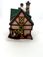Quilly's Antiques - right side view