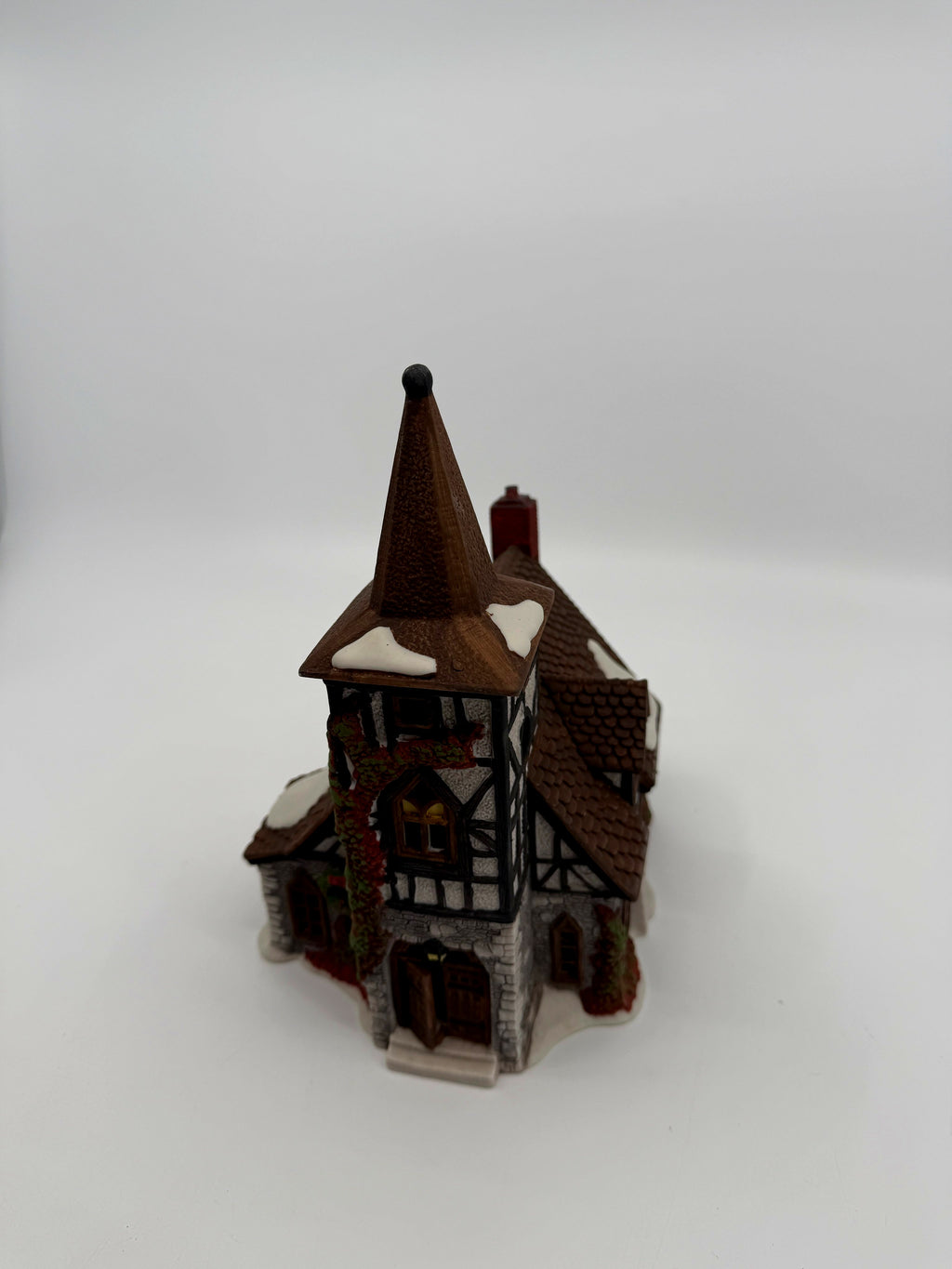 Department 56 Dickens' Village Old Michaelchurch 1992 lighted porcelain church — front view