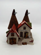 Department 56 Bishops Oast House lighted Dickens Village building, front view