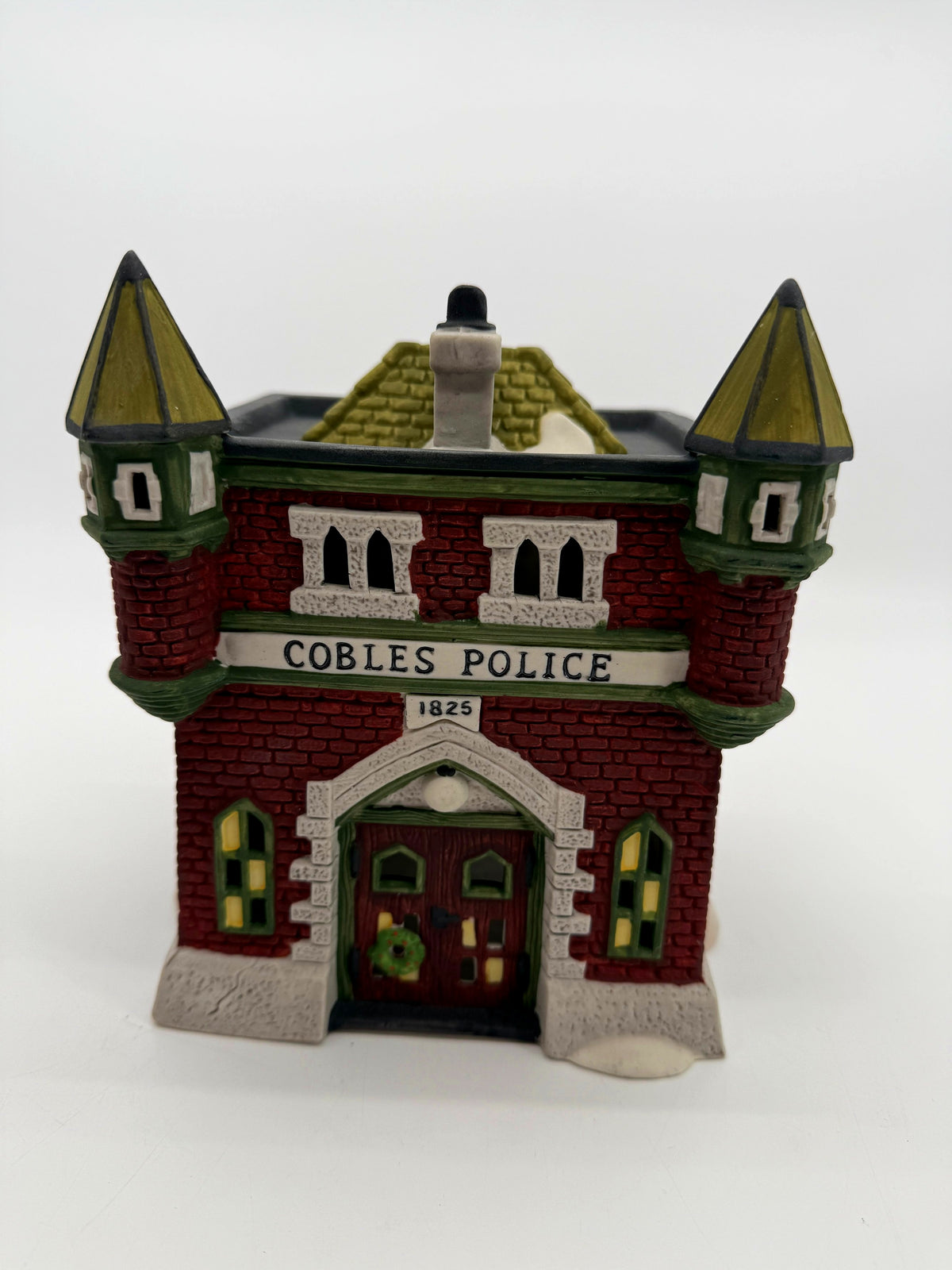 Department 56 Cobles Police Station - Dickens' Village, 1989, front view (enhanced photo)
