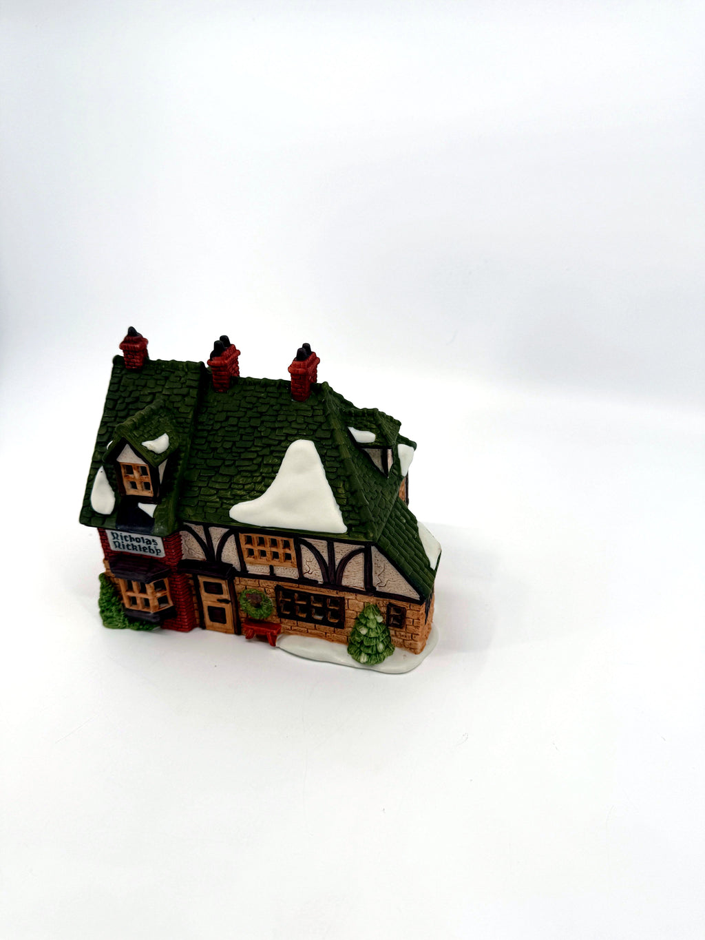 Nicholas Nickleby Cottage - front three-quarter view