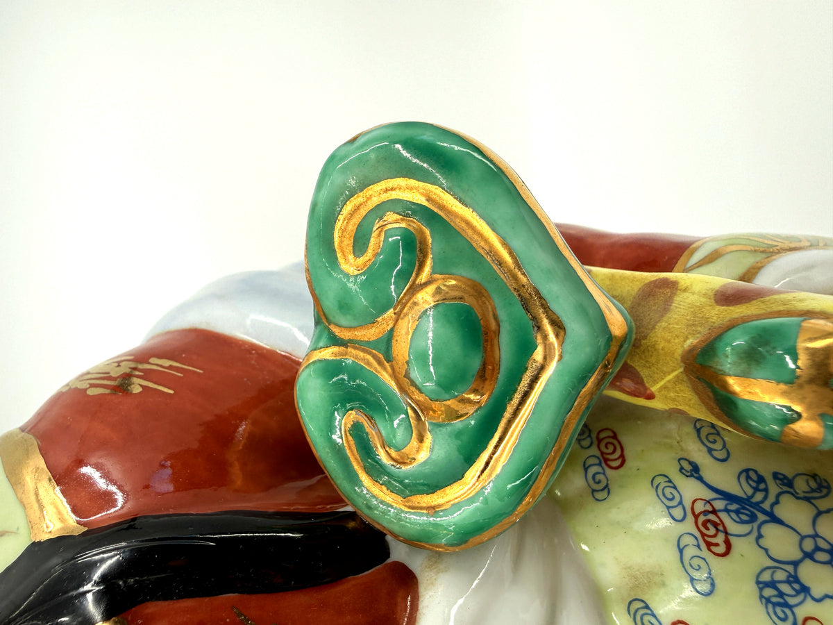 Vintage Chinese porcelain Lu Xing prosperity god statue, Taiwan — detail: green ruyi head with gold scrollwork