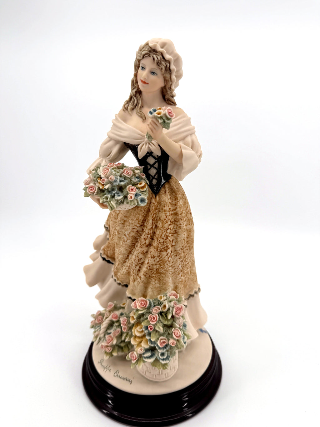 Giuseppe Armani Roses of May figurine 1405C — full front view, taller crop