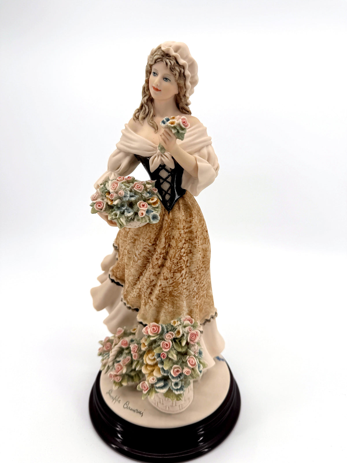 Giuseppe Armani Roses of May figurine 1405C — full front view, taller crop