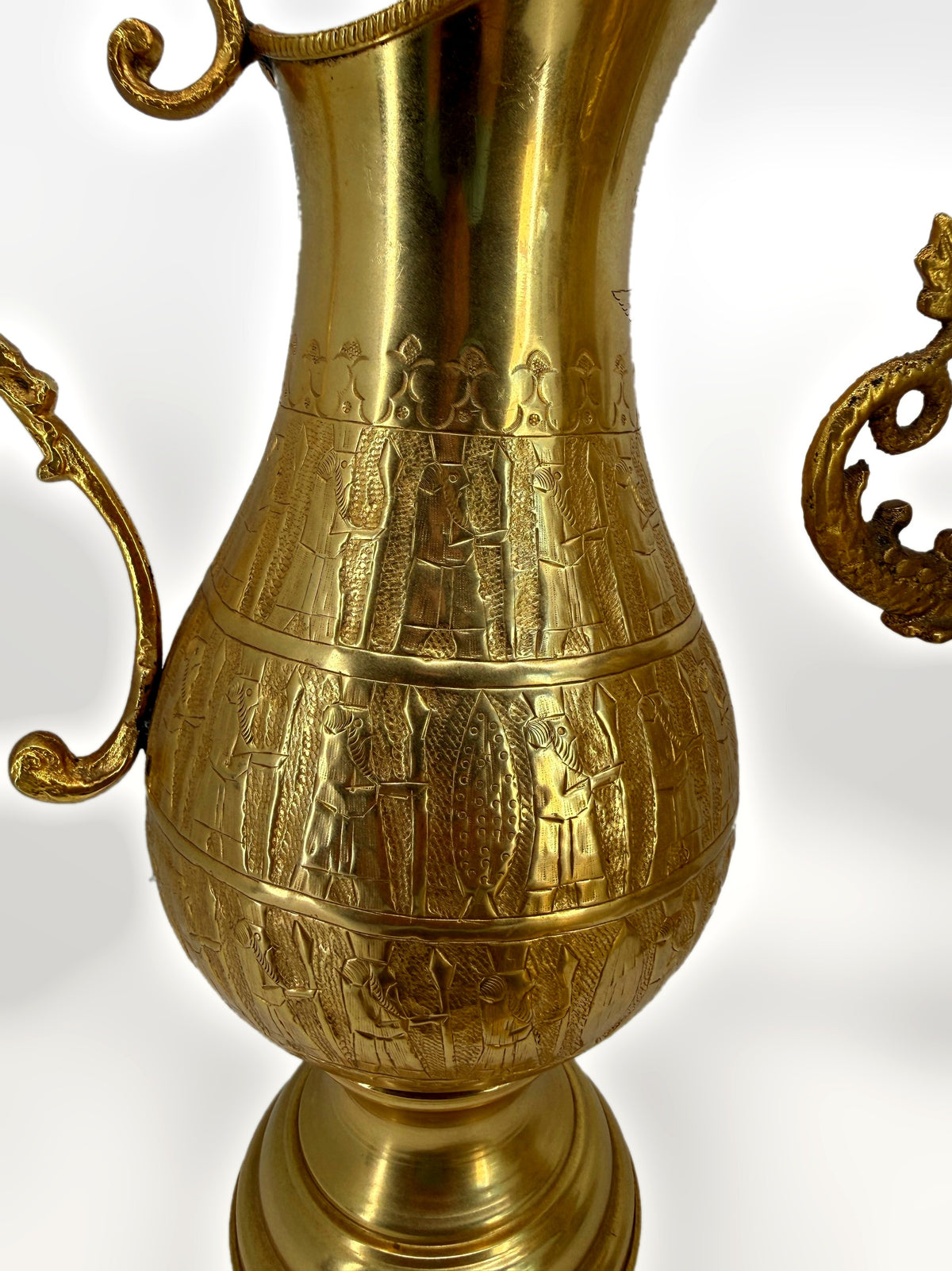 Pitcher close-up – three engraved procession bands