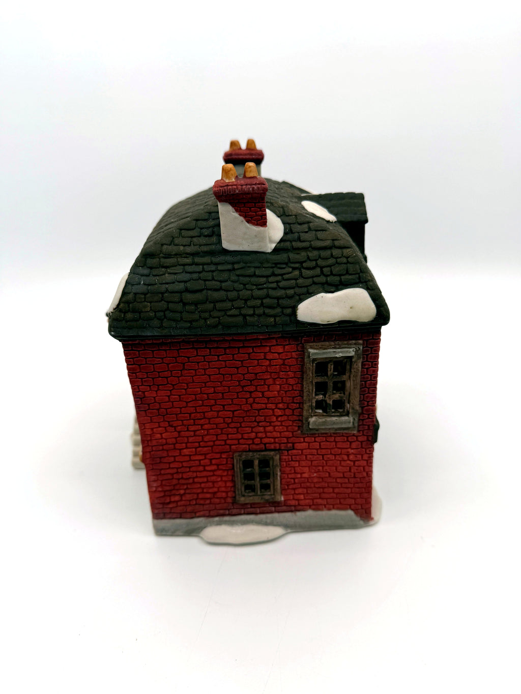Department 56 M. Fezziwig Warehouse, Dickens' Village, 1986 – opposite side view, red brick