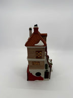 Department 56 Green Gate Cottage – side view showing the light cord opening and clapboard siding