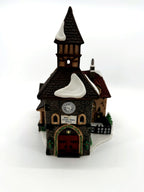 Department 56 Dickens' Village The Olde Camden Town Church 1996 #58346 – front view with clock tower, name plaque and garland-trimmed red door