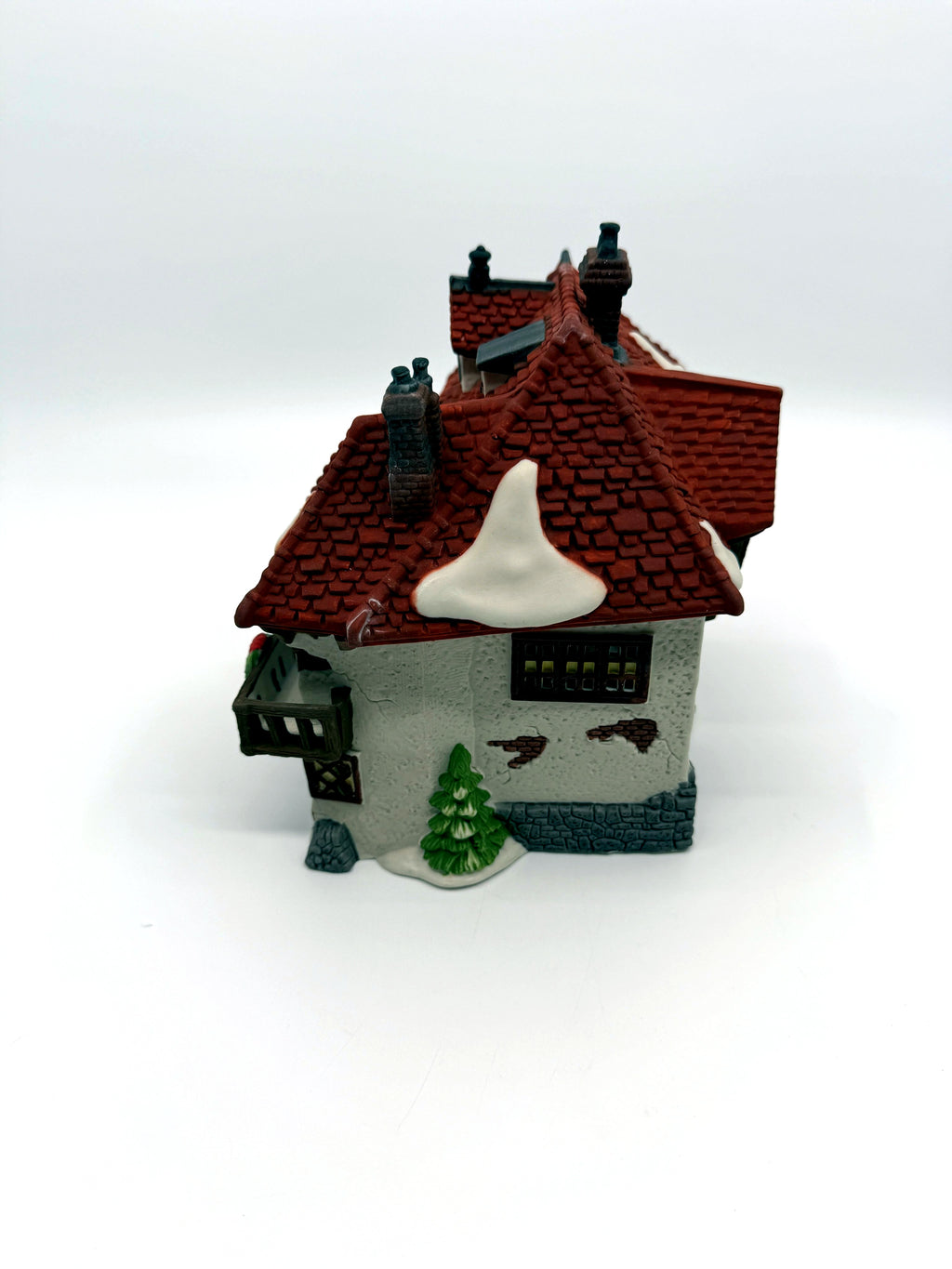 Department 56 Mr. Wickfield Solicitor, Dickens' Village, David Copperfield, 1989 – side view with balcony and small pine tree