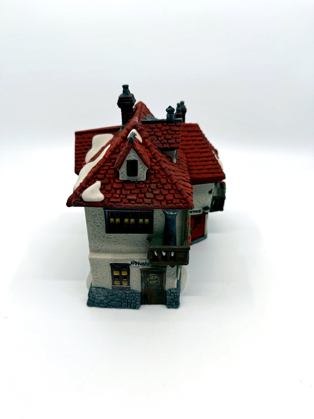 Department 56 Mr. Wickfield Solicitor, Dickens' Village, David Copperfield, 1989 – end view with the Private door
